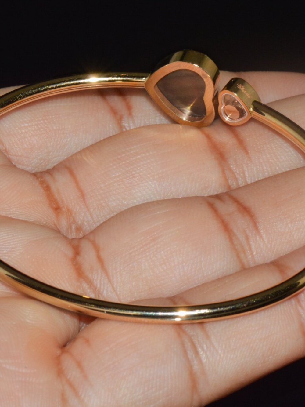 Chopard Happy Hearts Tahitian Mother-of-Pearl Diamond 18K Rose Gold Bangle - Picture 11 of 16